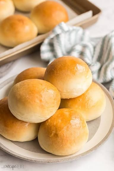 Fresh Dinner Buns